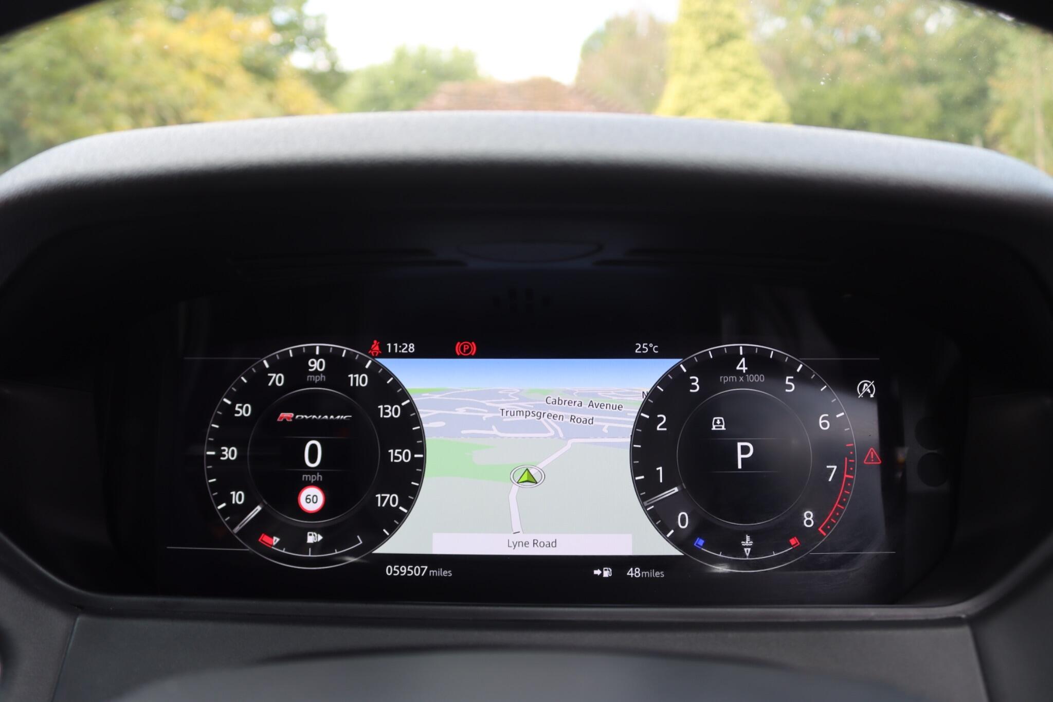 Land Rover Range Rover Velar view 81