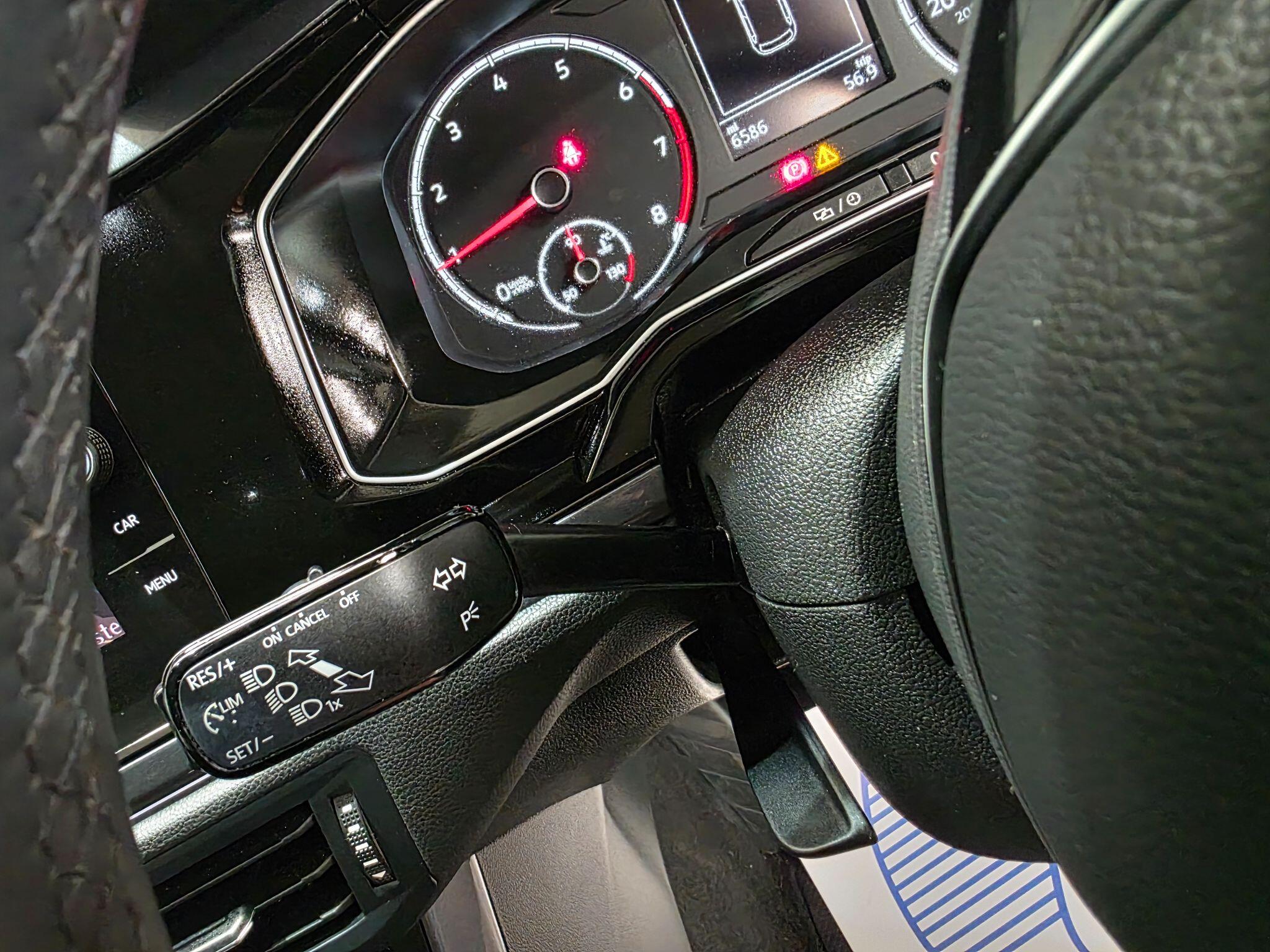Volkswagen Polo view 20