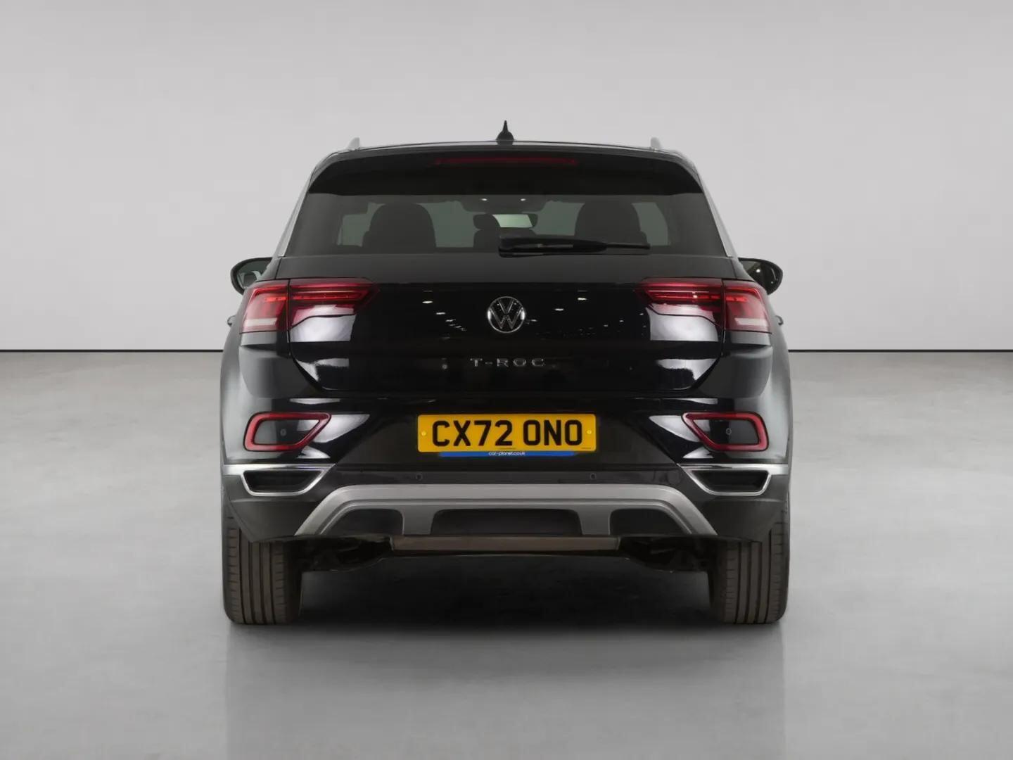 Volkswagen T-Roc view 6