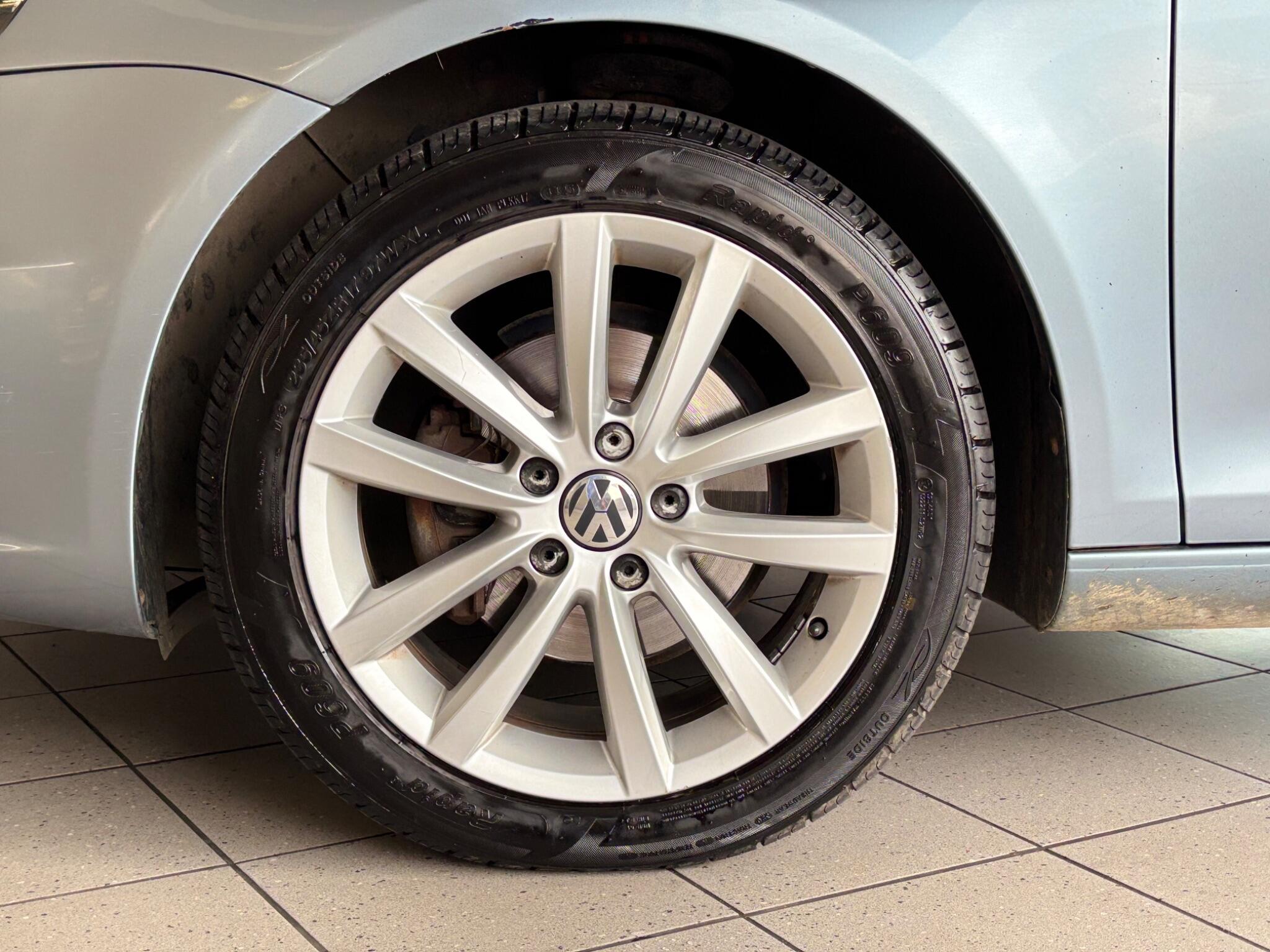 Volkswagen Eos view 20