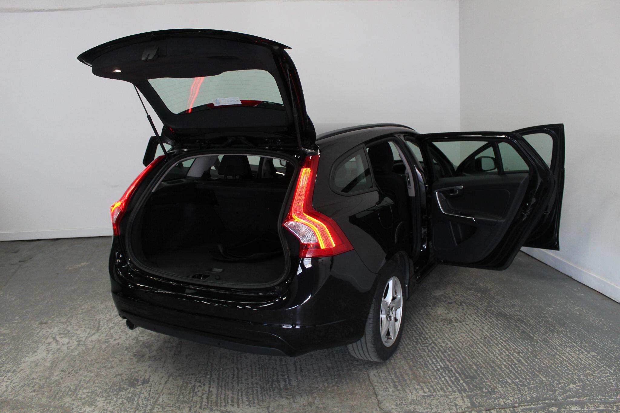 Volvo V60 view 20