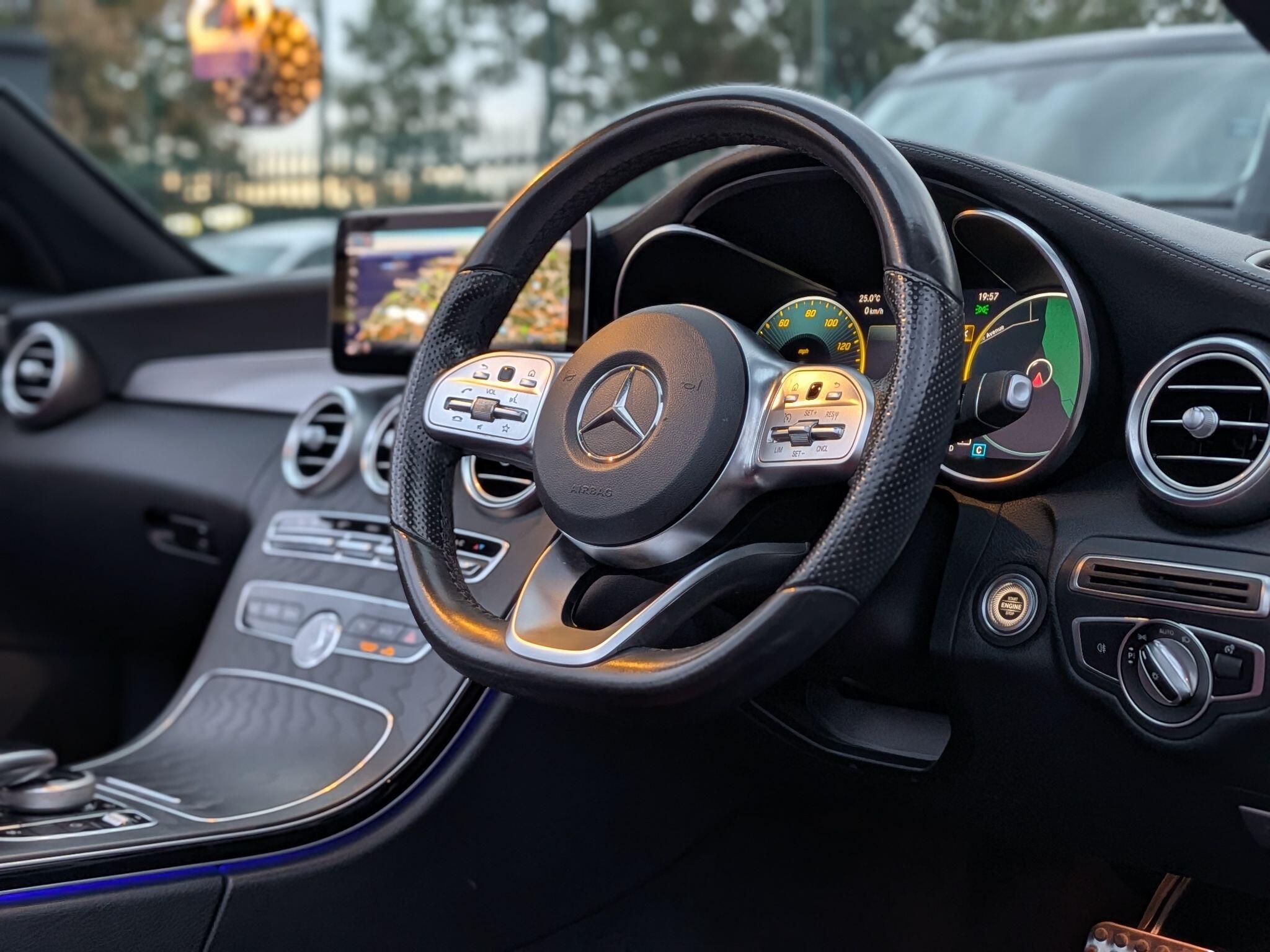 Mercedes-Benz C Class view 25
