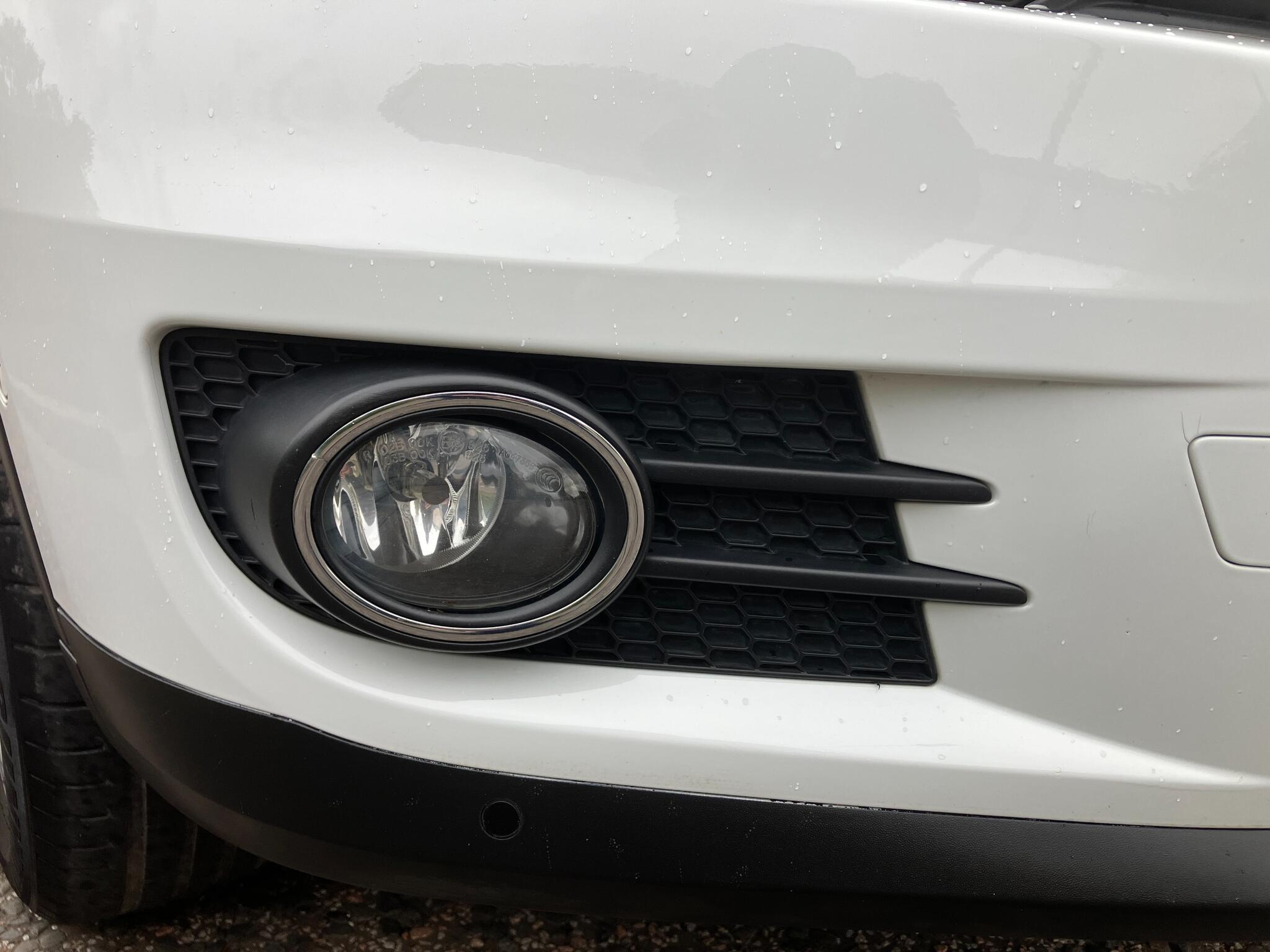Volkswagen Tiguan view 11