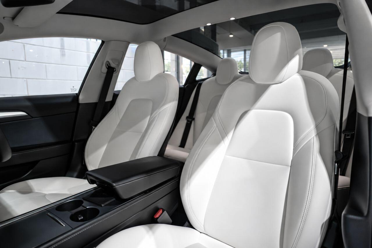 Tesla Model 3 view 16