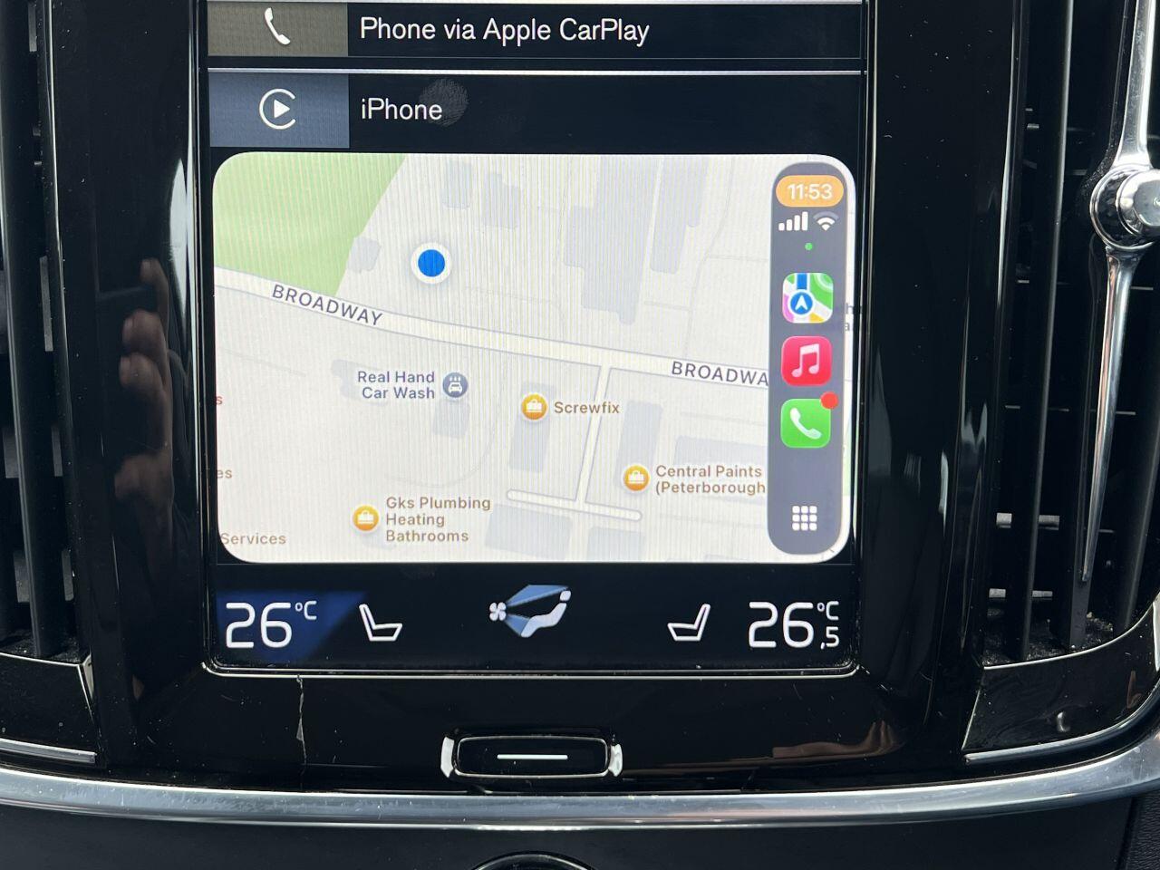 Volvo V90 Cross Country view 46