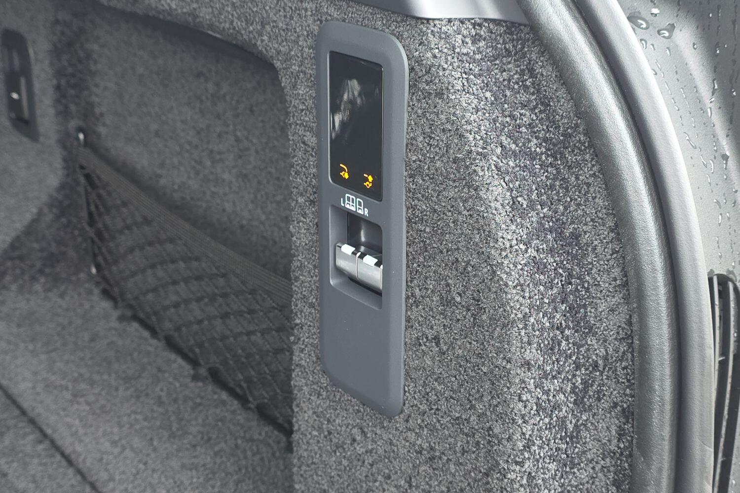 Land Rover Range Rover view 21