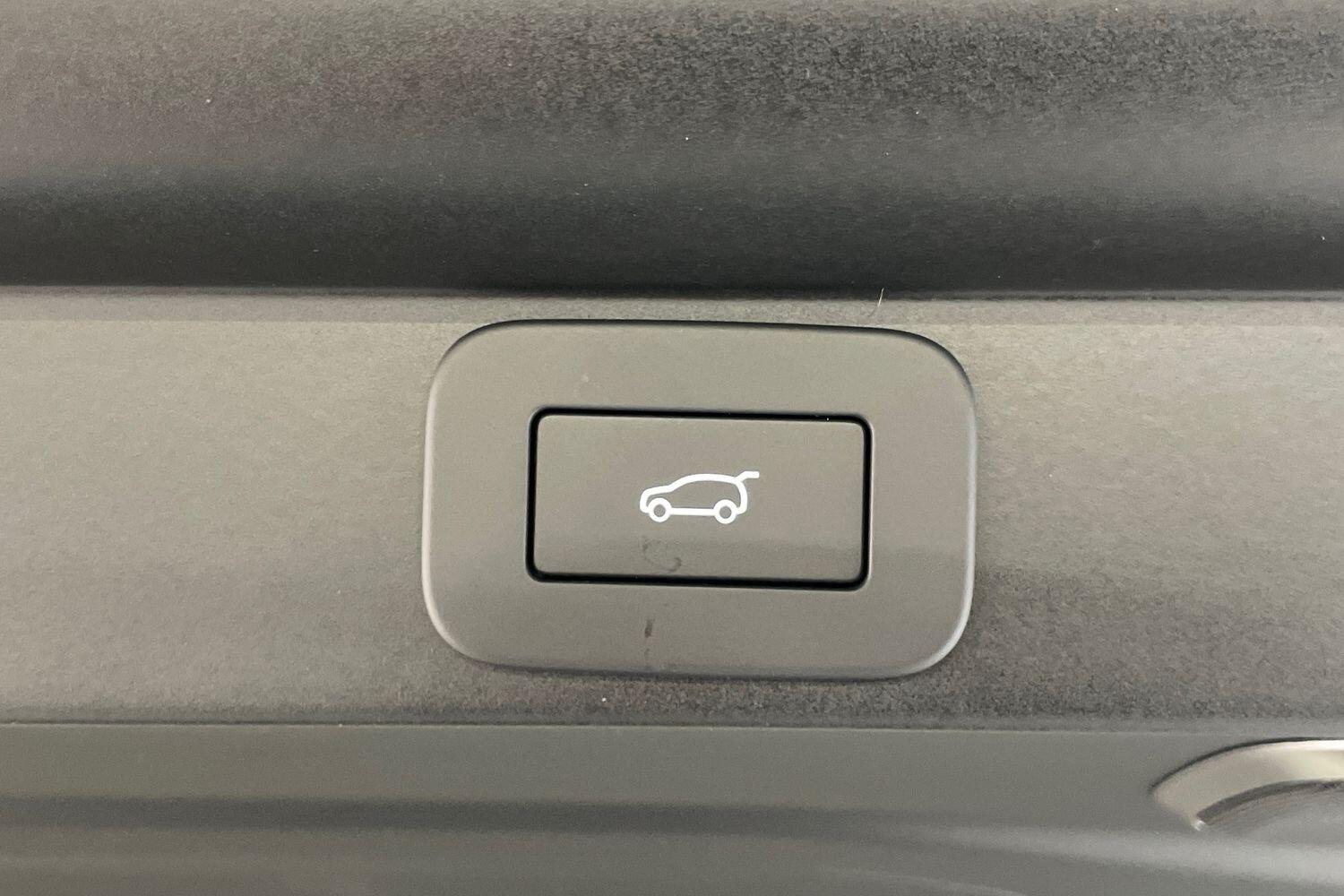 Land Rover Range Rover view 28