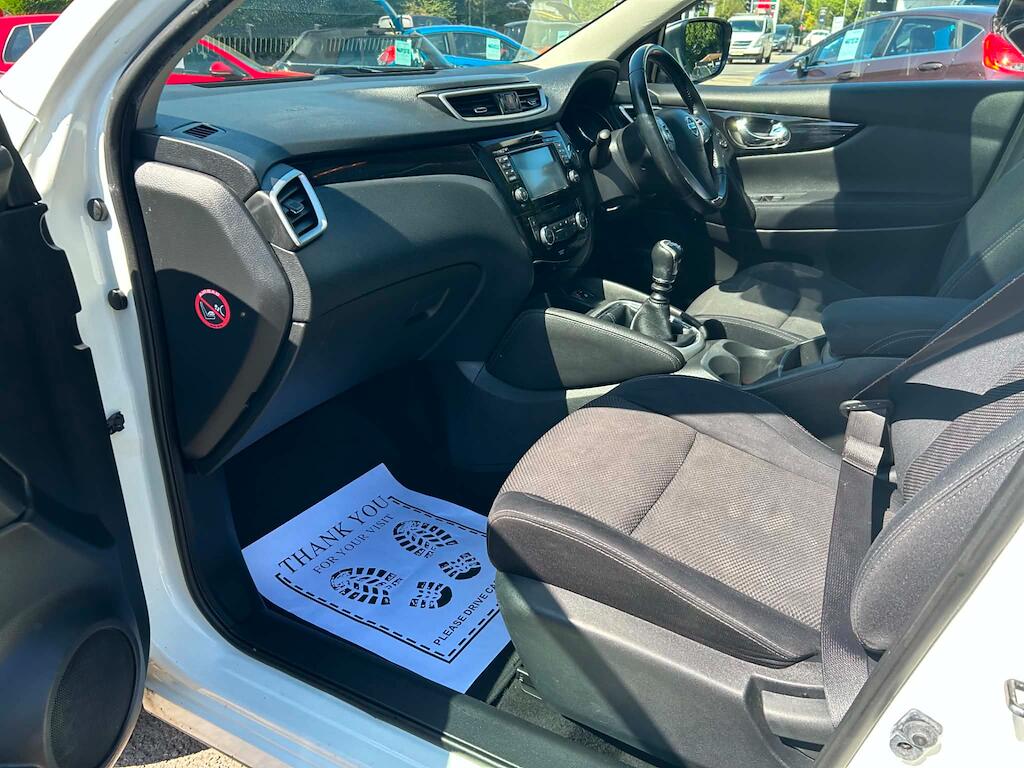Nissan Qashqai view 17