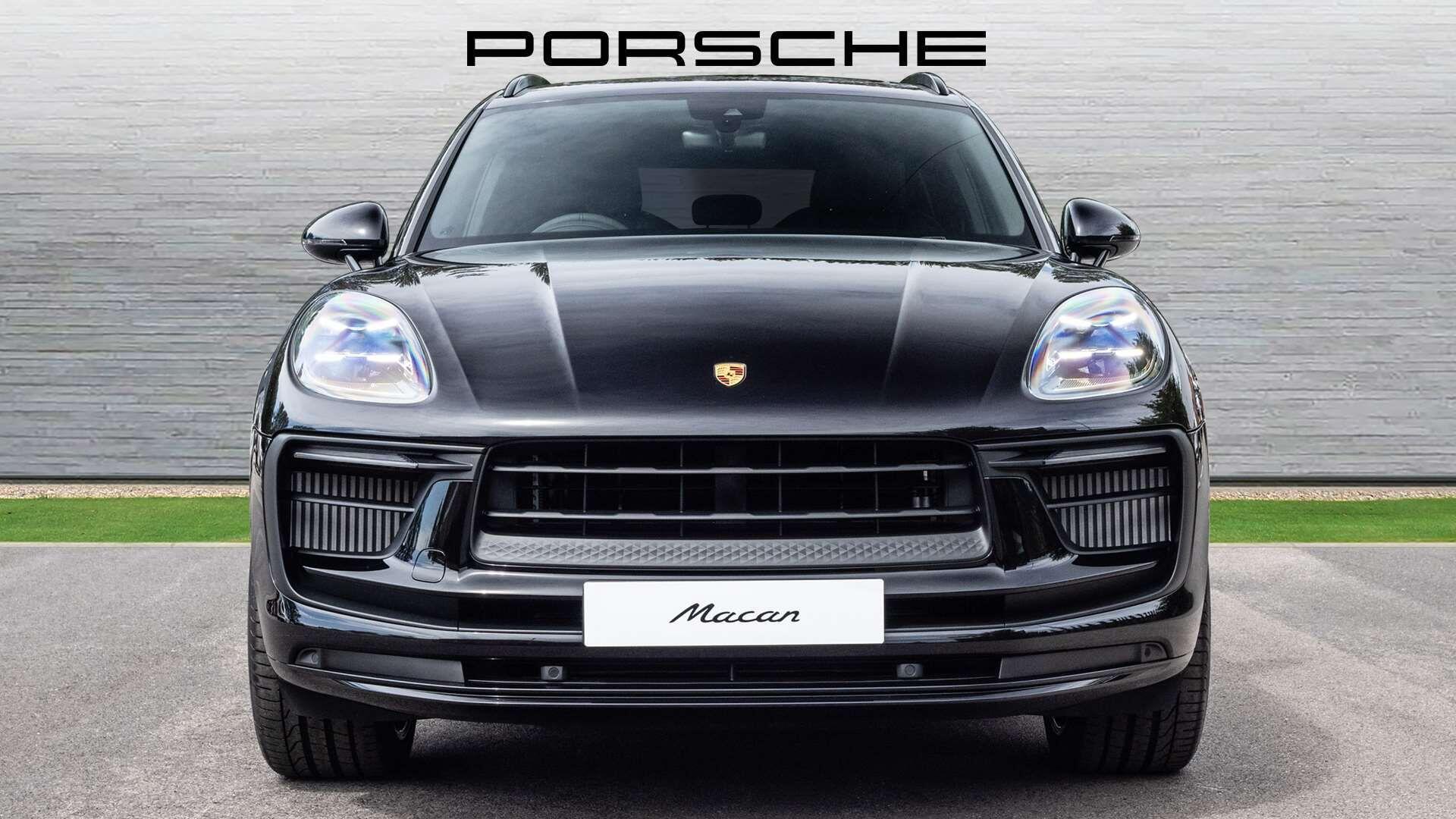 Porsche Macan view 2