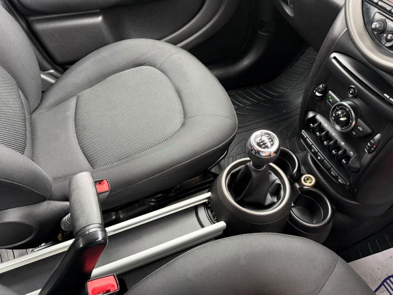 Mini Countryman view 52