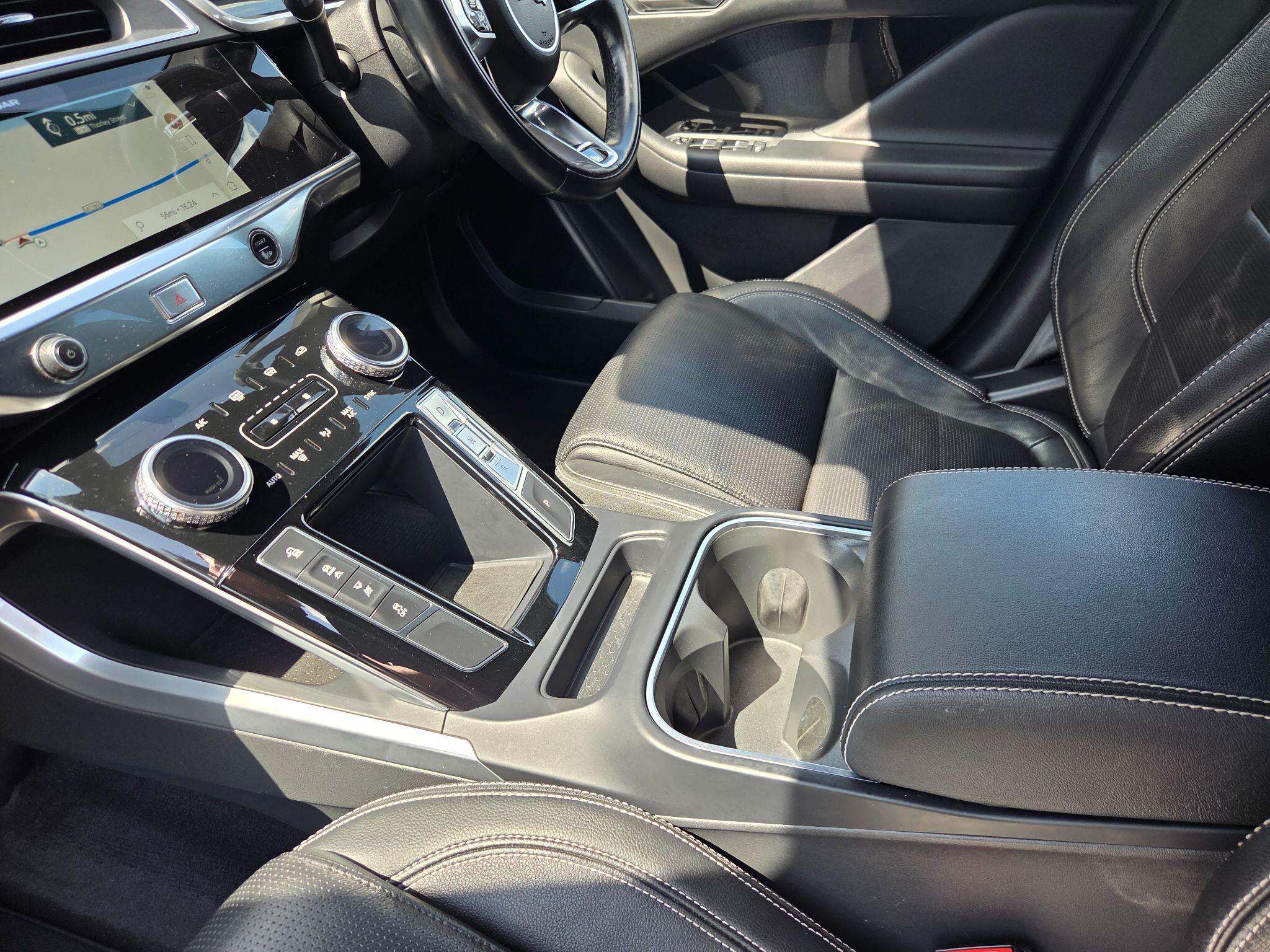 Jaguar I-Pace view 20
