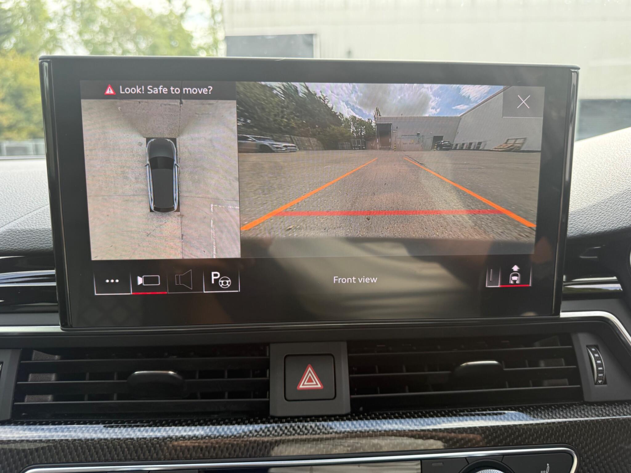 Audi S4 view 29