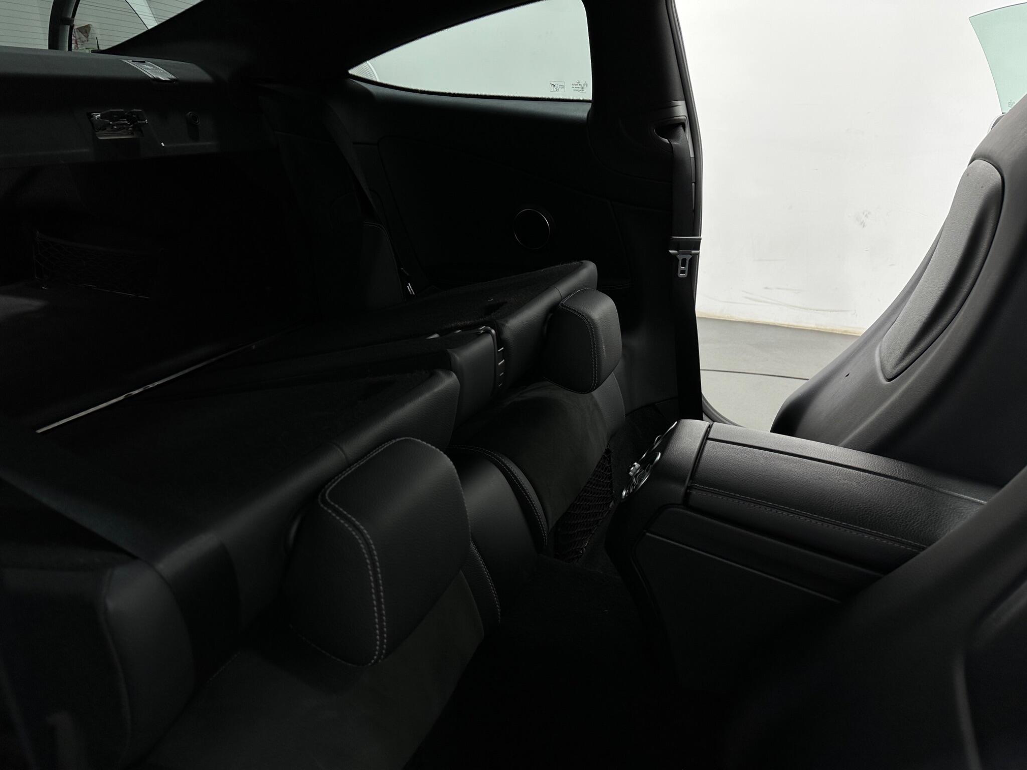 Mercedes-Benz C-Class view 44