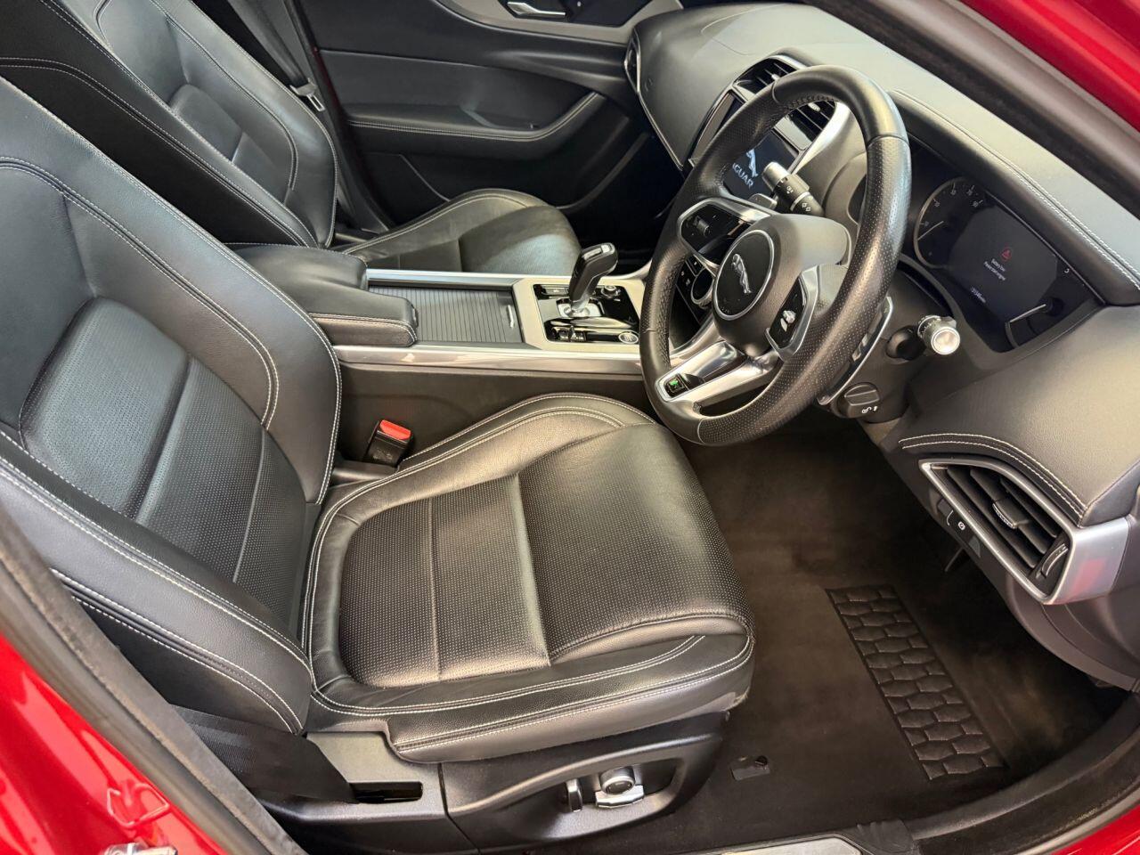 Jaguar Xe view 20