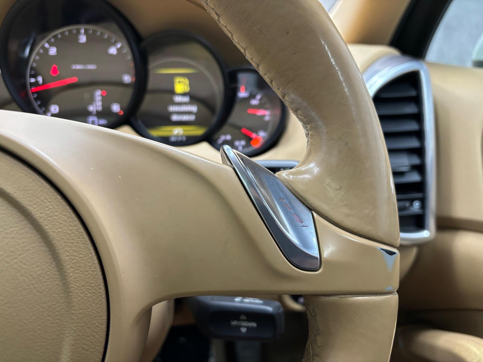 Porsche Cayenne view 20