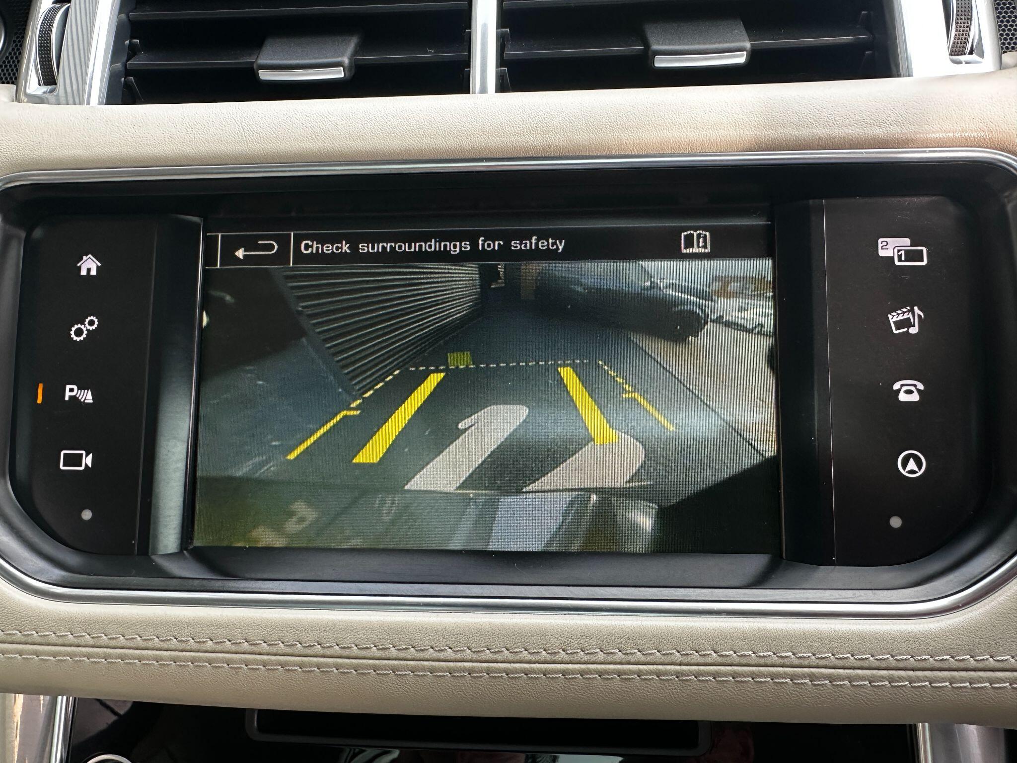 Land Rover Range Rover Sport view 13