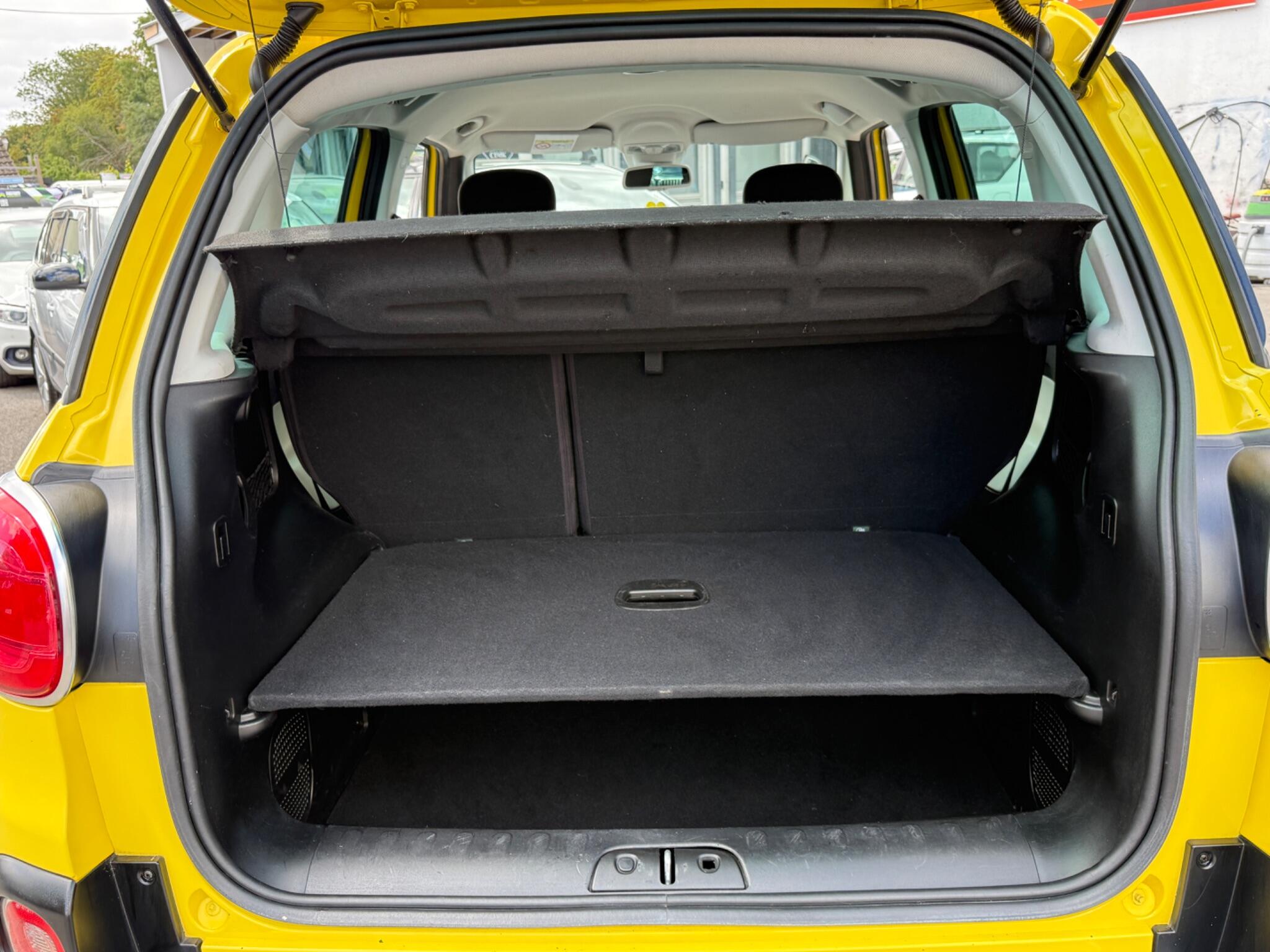 Fiat 500L - Image 39