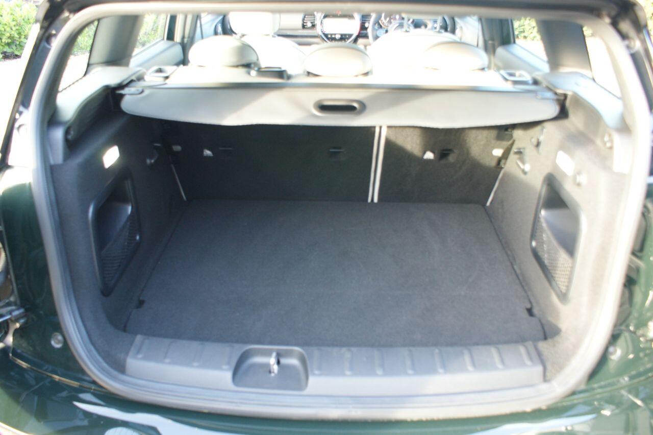 Mini Clubman view 39