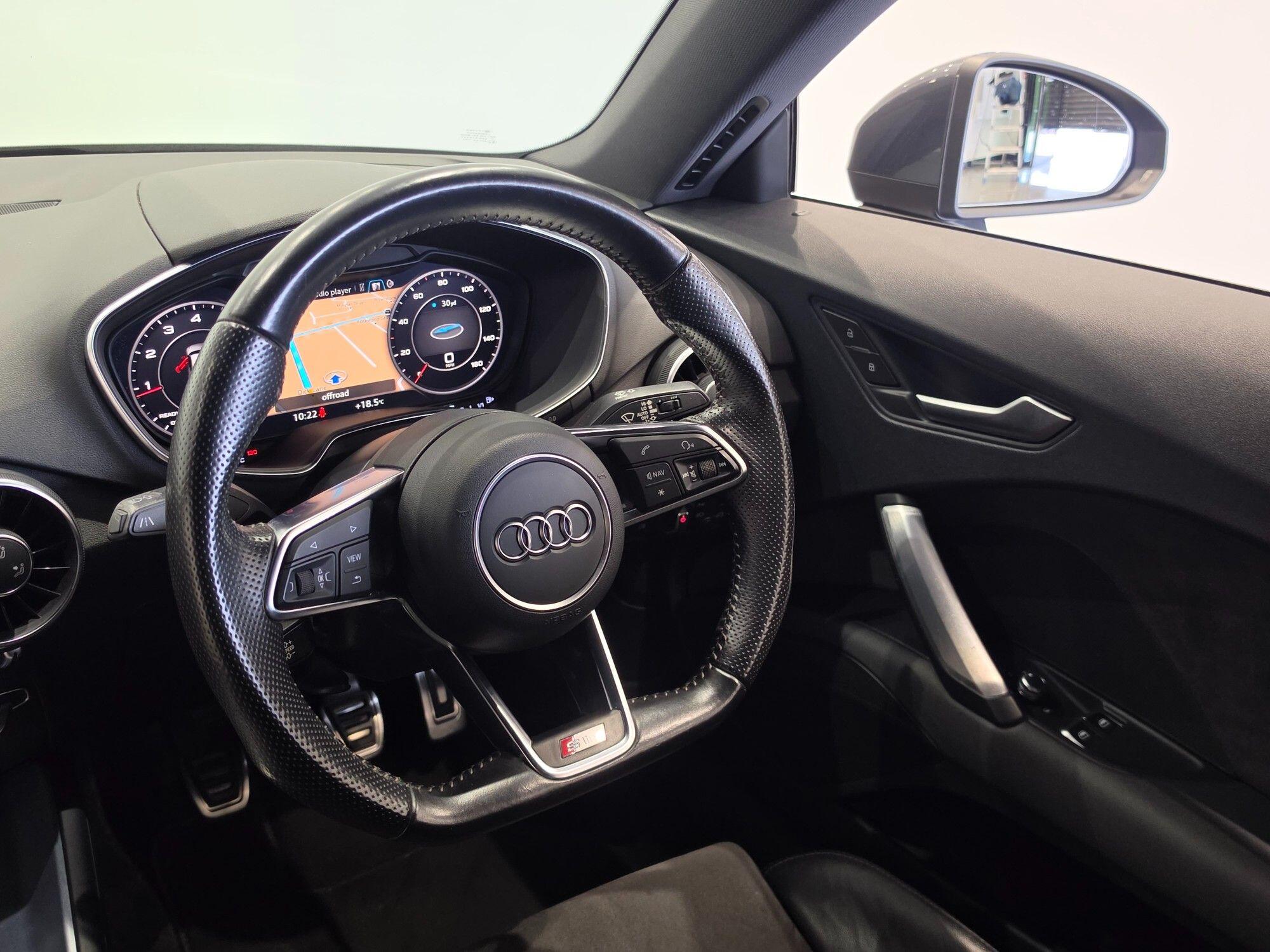 Audi TT view 92