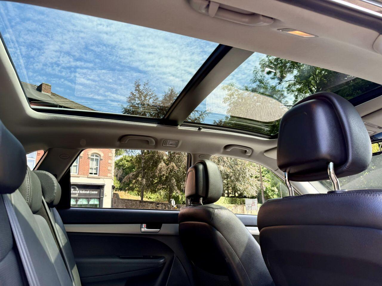 Kia Sorento view 39