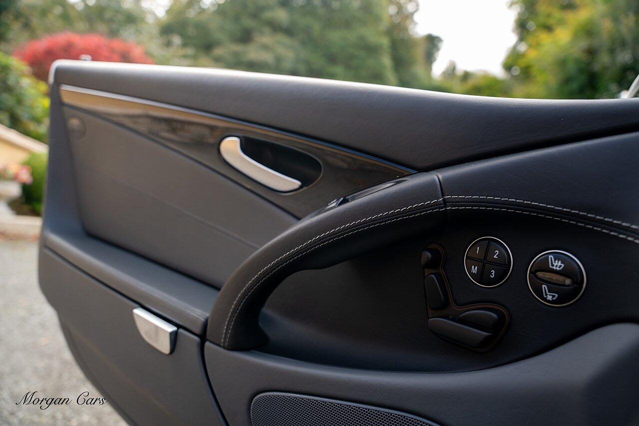 Mercedes-Benz SL view 68