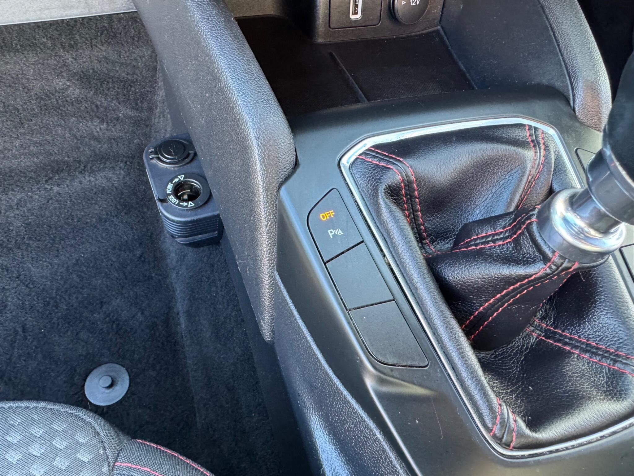 Ford Focus view 27