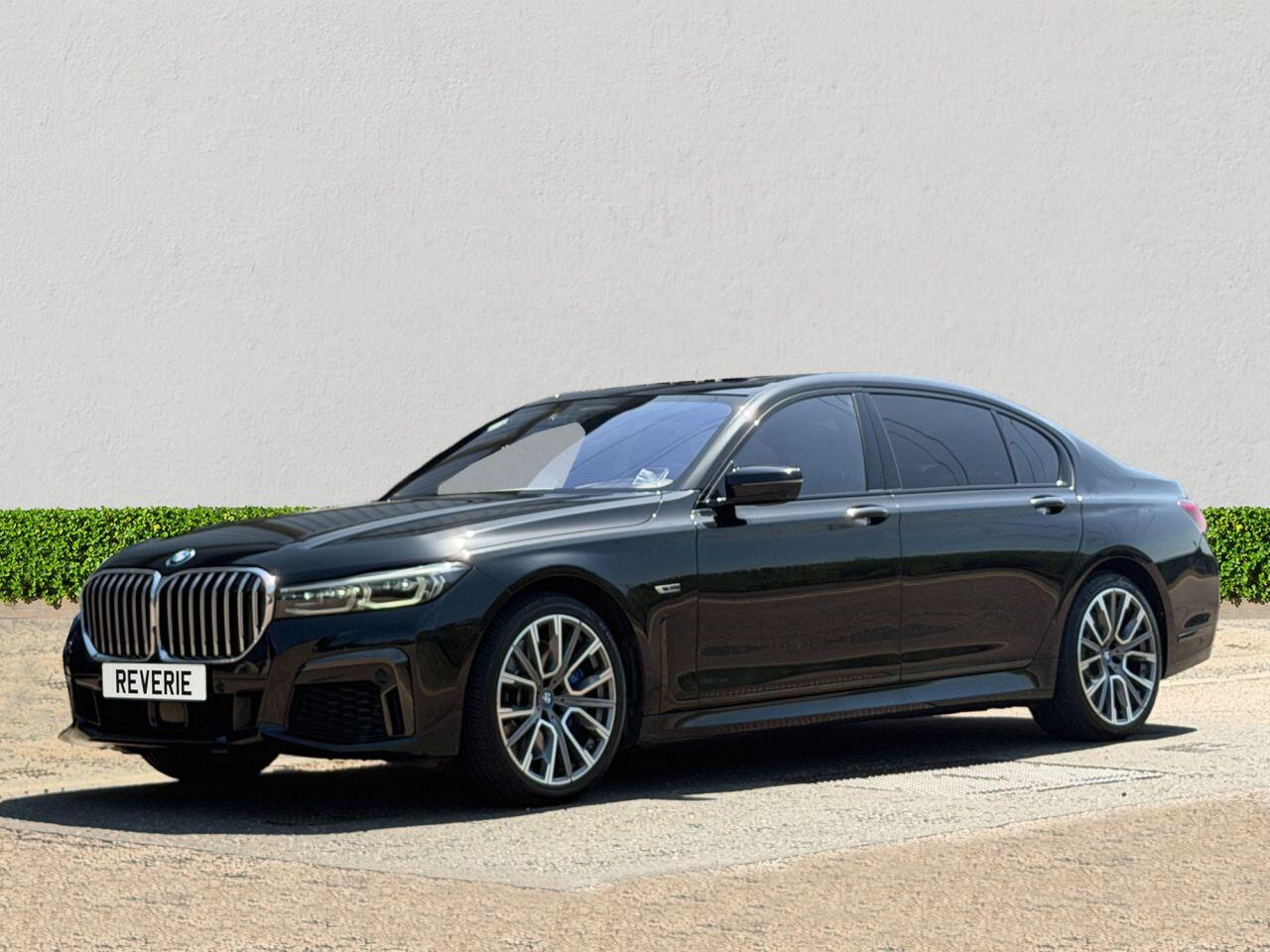 BMW 7 Series view 3