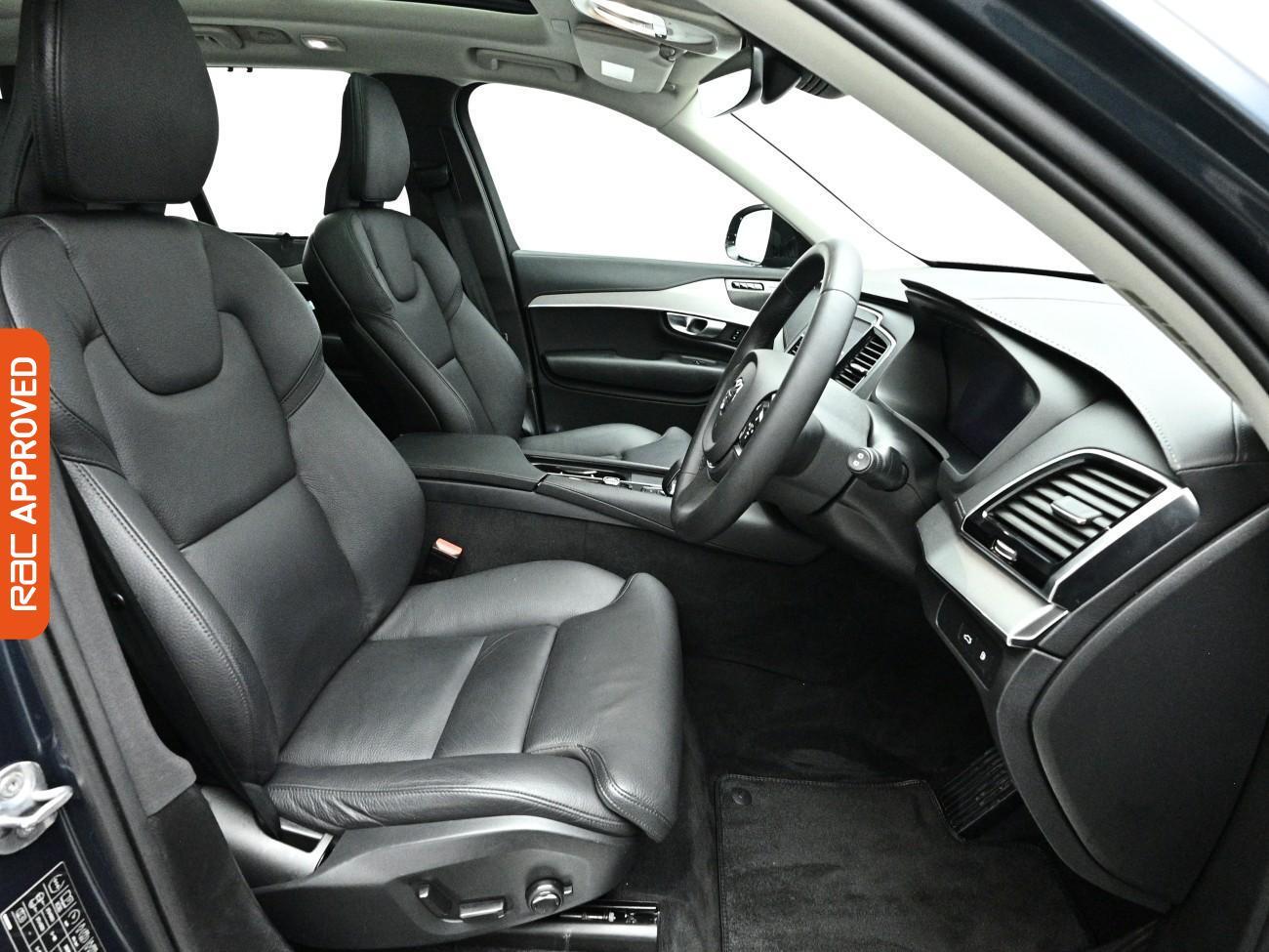 Volvo XC90 view 13
