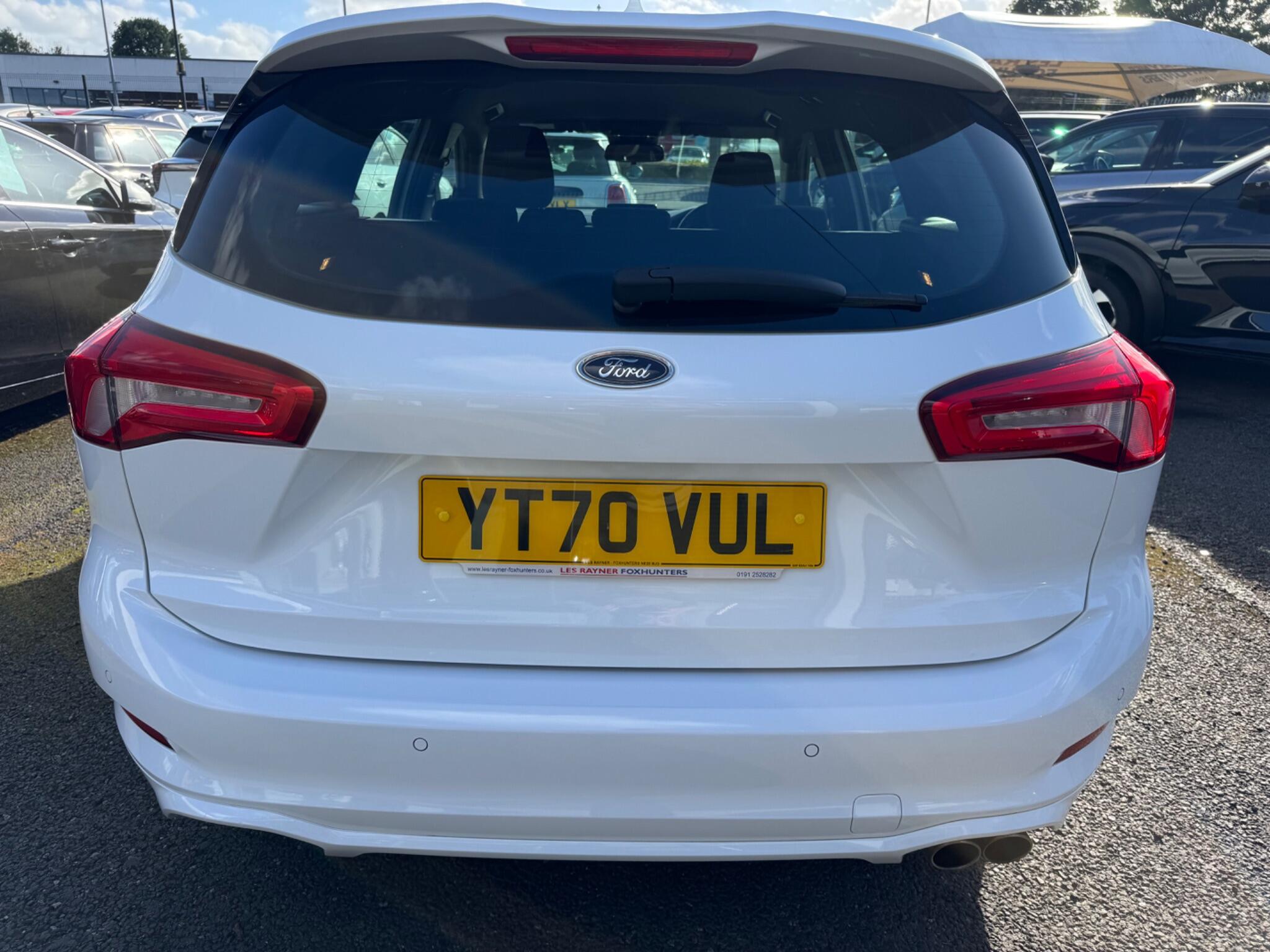 Ford Focus view 13