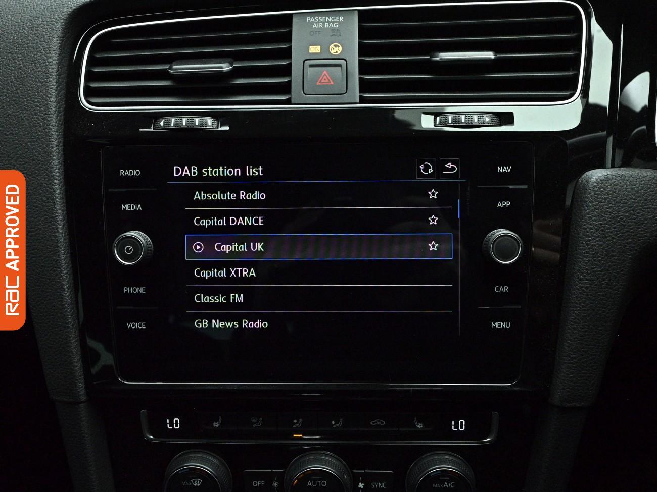 Volkswagen Golf view 16