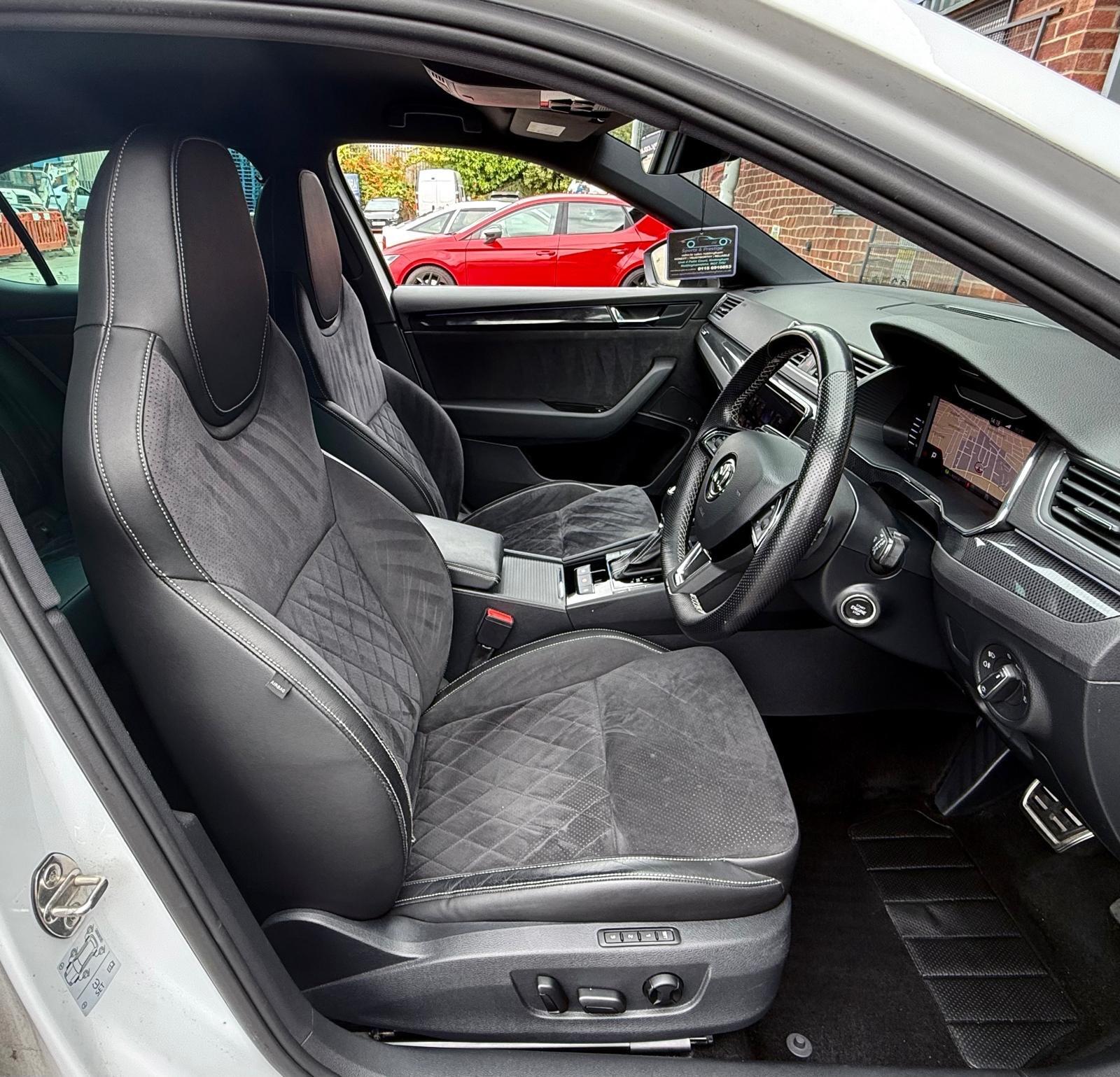 Skoda Superb view 83