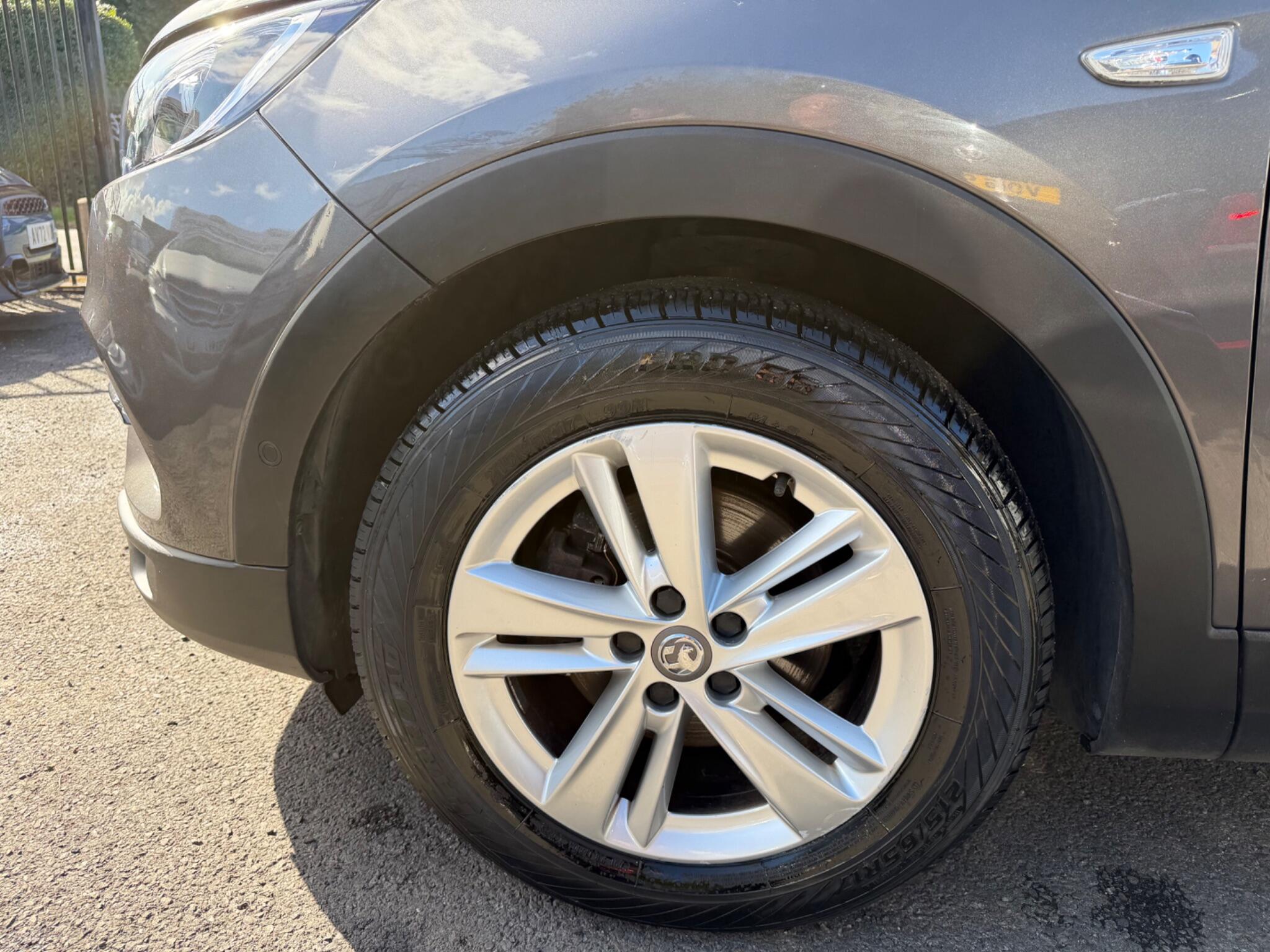 Vauxhall Grandland X view 22