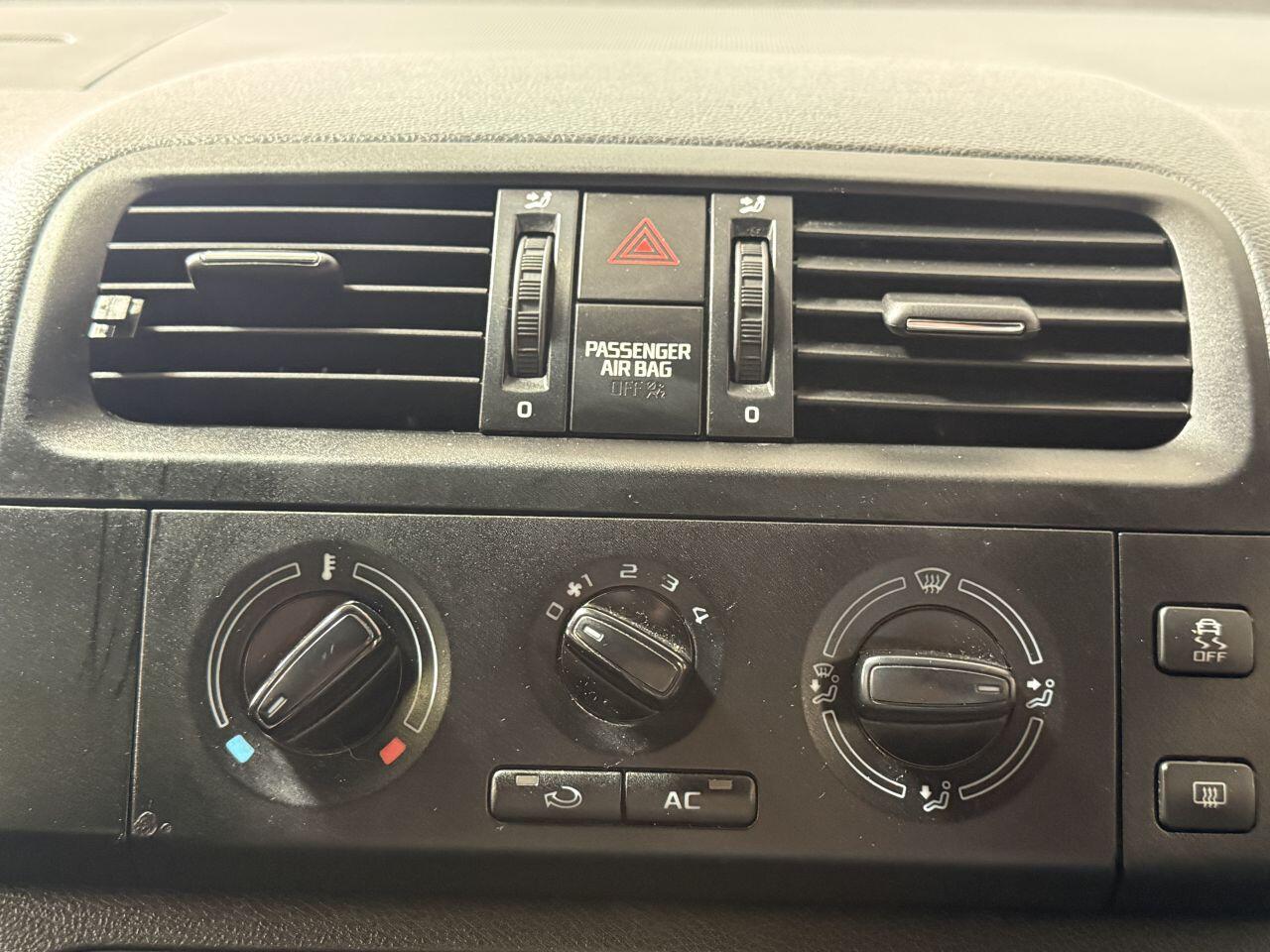 Skoda Fabia view 38