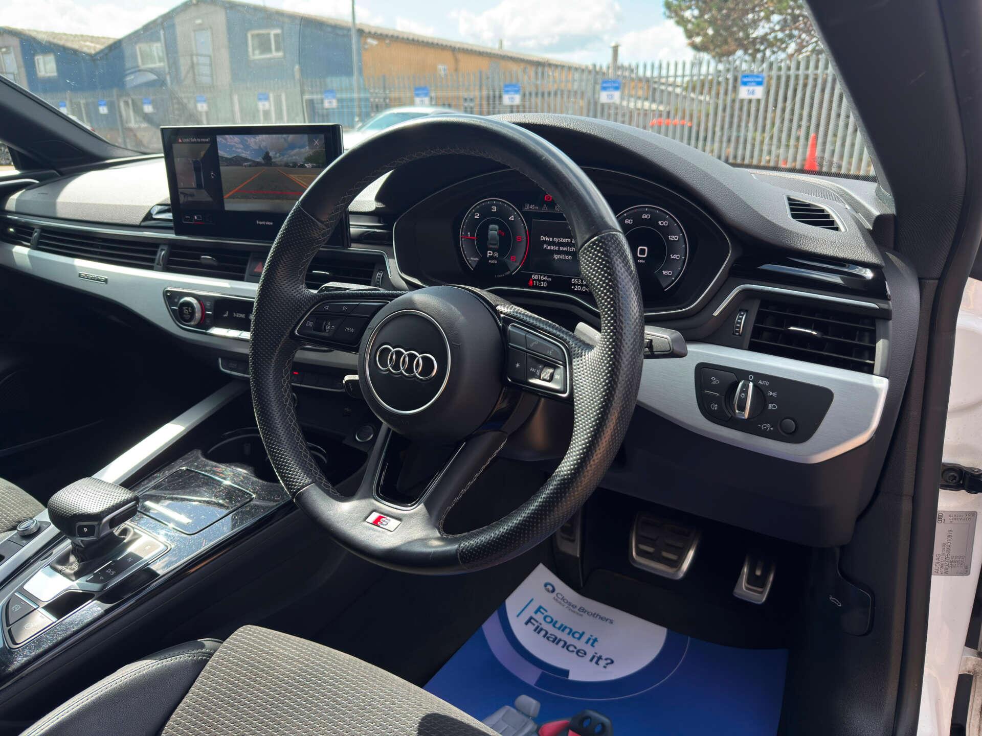 Audi A5 view 14