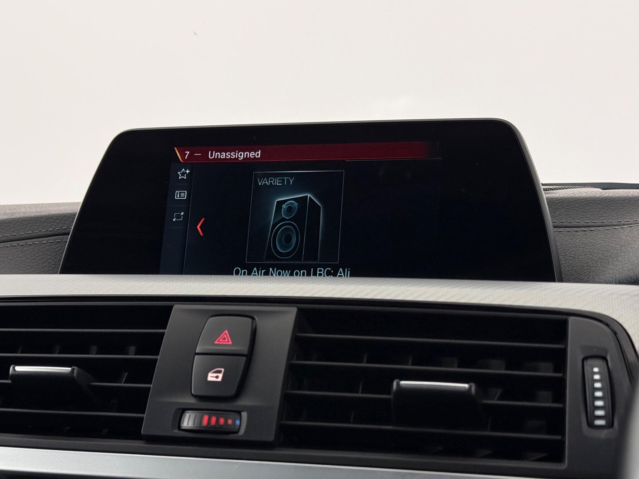 BMW 3 Series view 24