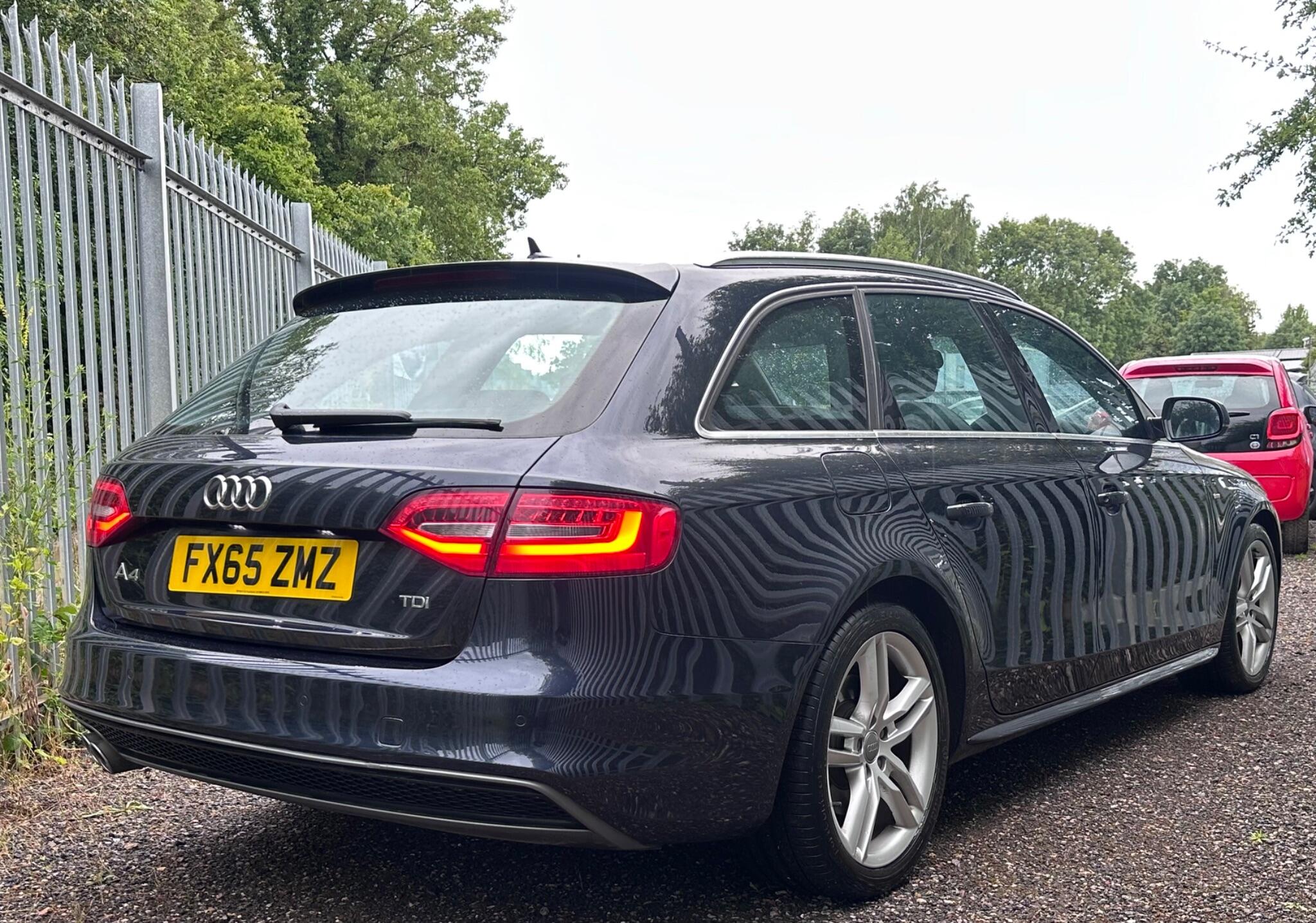 2015 Audi A4 Avant image 22