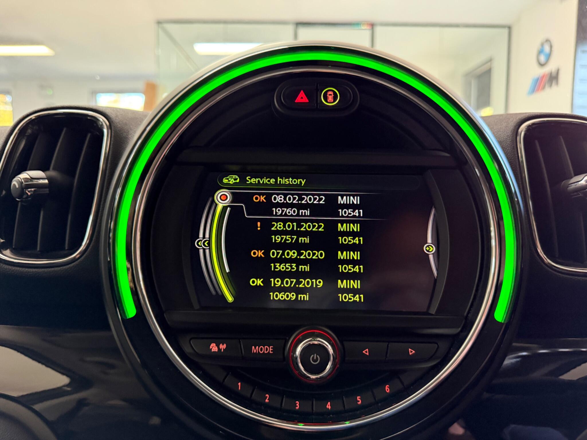 MINI Countryman view 16