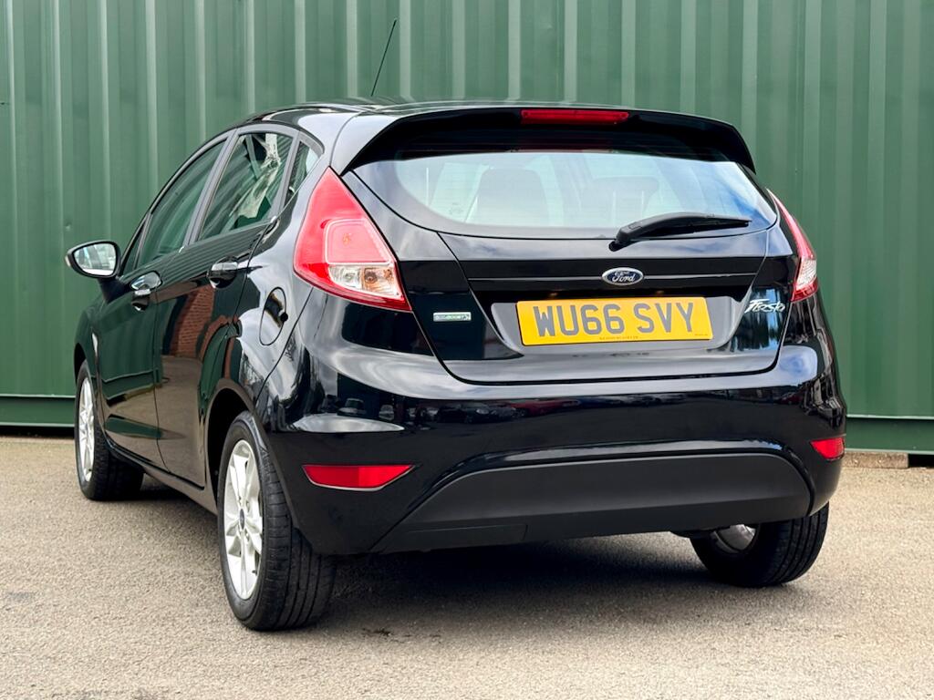 Ford Fiesta view 11