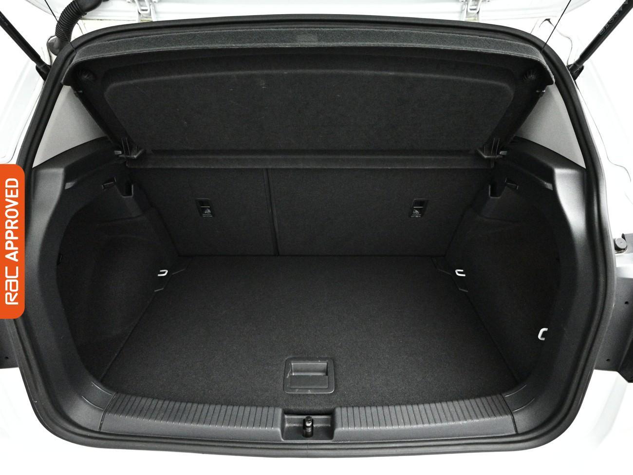 Volkswagen T-Cross view 26