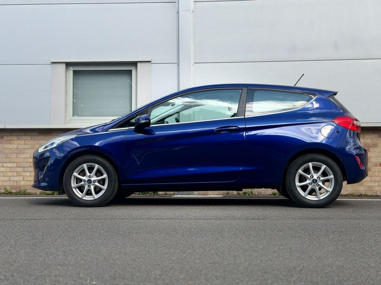 Ford Fiesta view 5