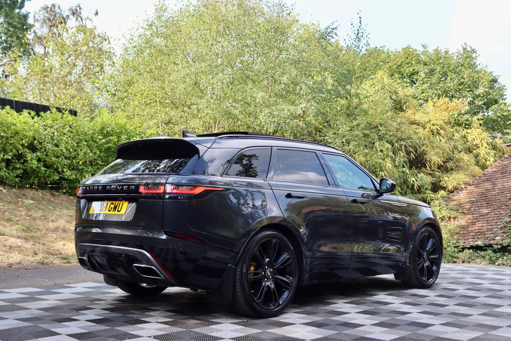 Land Rover Range Rover Velar view 45