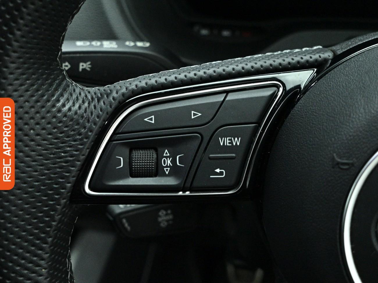 Audi Q2 view 22
