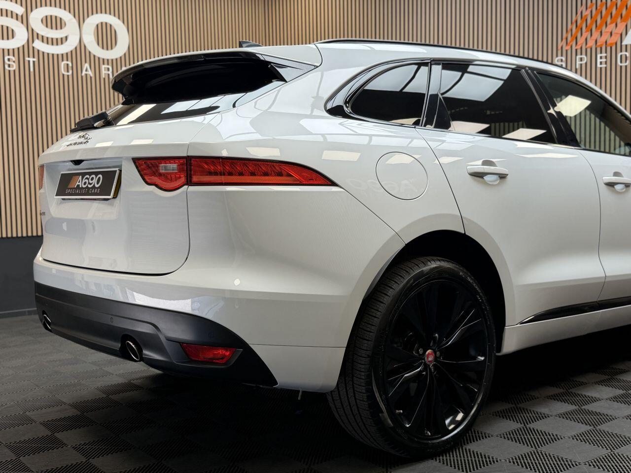 Jaguar F-Pace view 14