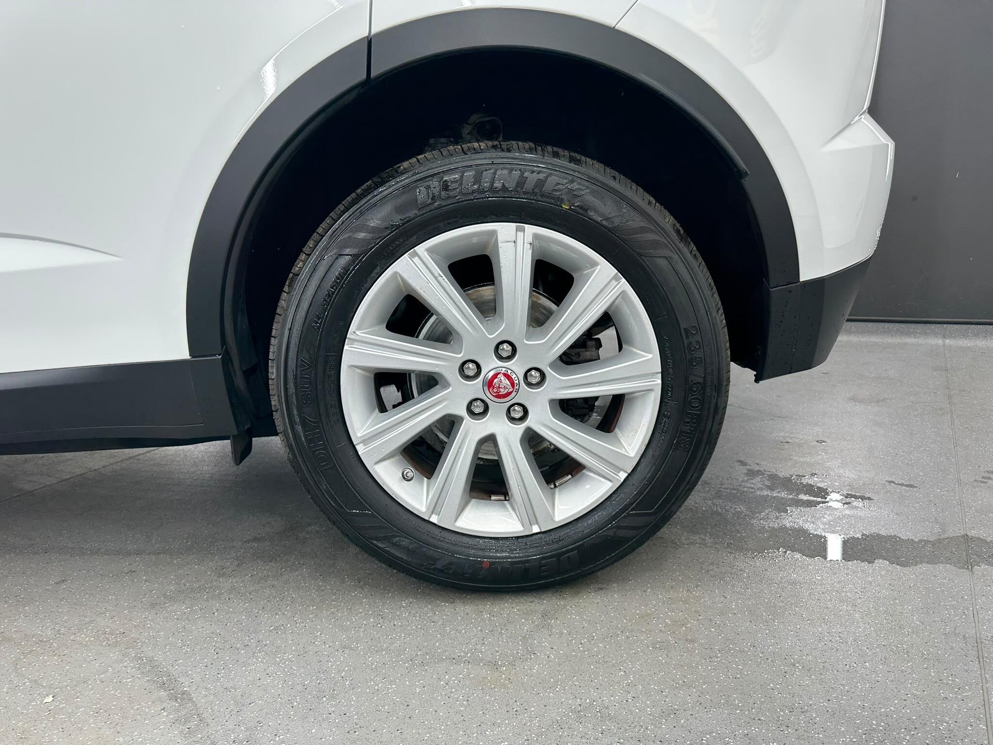 Jaguar E-Pace view 14