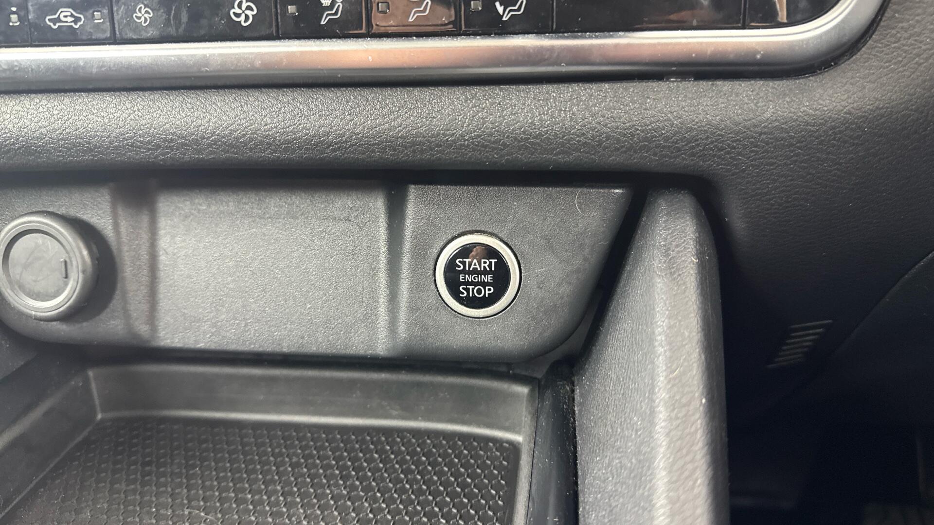 Nissan Qashqai view 36