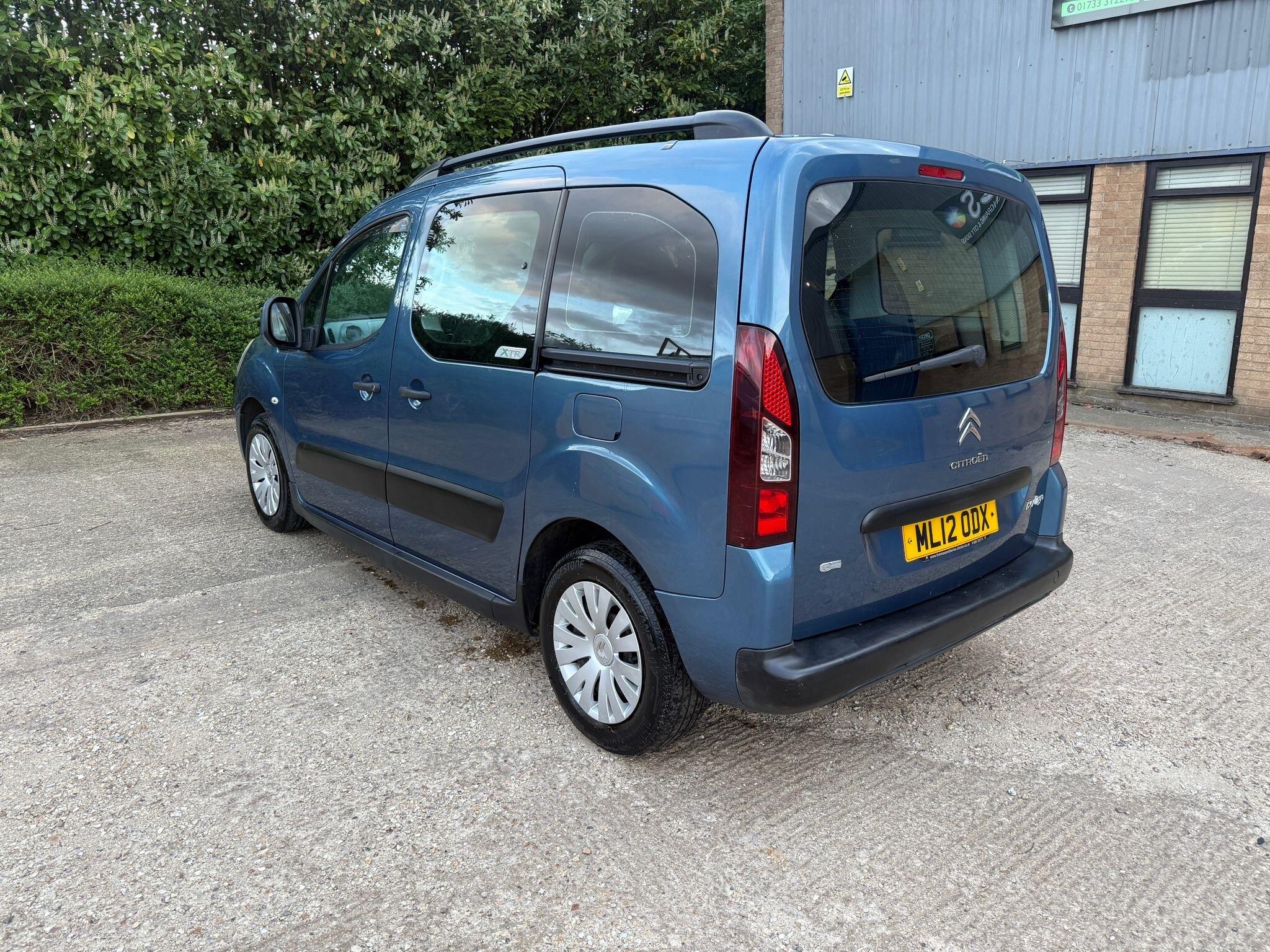 Citroen Berlingo view 18