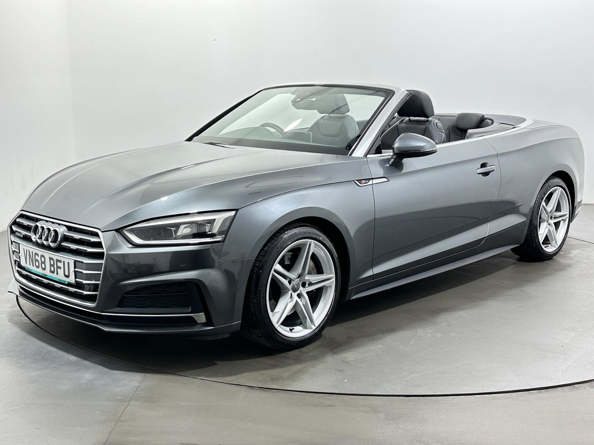 Audi A5 view 4