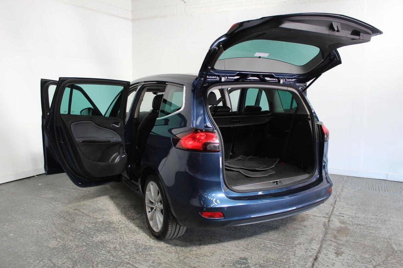 Vauxhall Zafira Tourer view 20