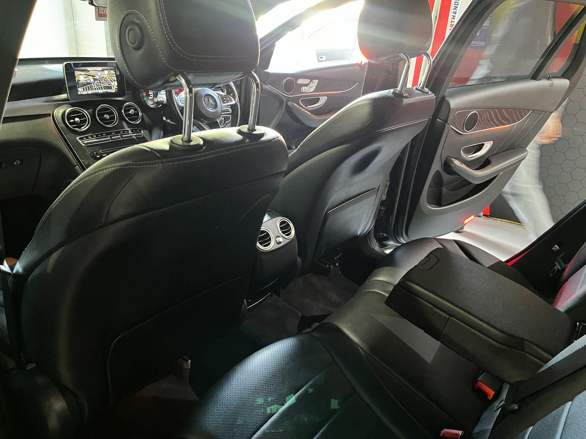 Mercedes-Benz GLC view 37