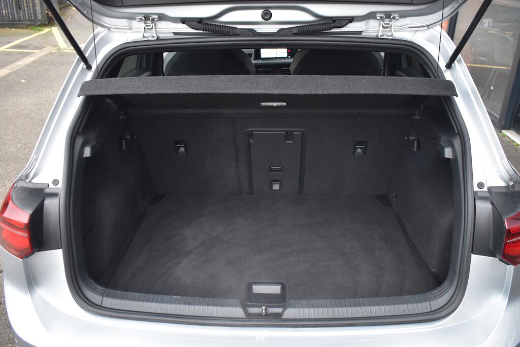 Volkswagen Golf view 47